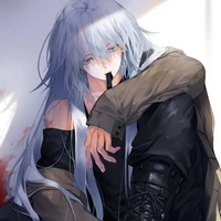 Selma(17 años,sería,hermana de Darwin)