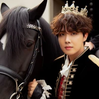 Elder brother of Suga