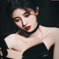 ฟาซิน่า👺(แม่เลี้ยงนอ.)