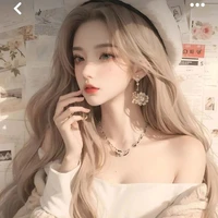 Luna Aurora