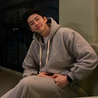 นีวาย(เพื่อน พ.อ)