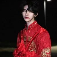 เผยอี้เหิง (.....)