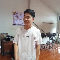 พระเอกฐานะร่ำรวย