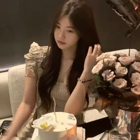 ลาน่า(เพื่อนนางเอก)