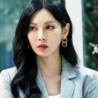 NYONYA BESAR KIM
