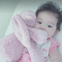 Hannah (Filha do Min-gyu e Dino)