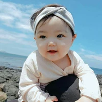 HaEun (Filha do DK e Wonwoo e Hoshi)