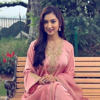 Pashmina suri [FL]