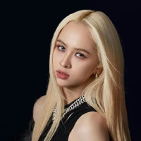 โอลิเวีย(พี่นอ+คนกลาง)