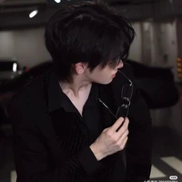 จินอวิ๋น(น้องต่างพ่อของพ.อ)