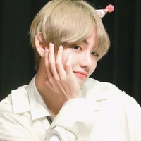 kim taehyung