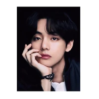 kim taehyung (Enigma)