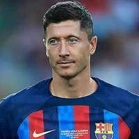 Robert Lewandoski.
