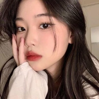 หมวย(น้องสาวพระเอก+คนดังในโรงเรียน)