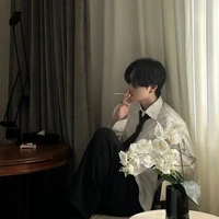 คิง(เพื่อนผัวพ.อ+เดือนมหาลัย)