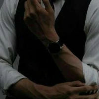 มือขวาพ.อ
