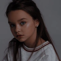 Éléana Jones(Carla Martinez)