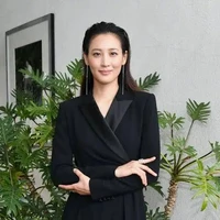 Doc. Claudia Kim