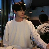 วิว  นอ[นางเอก]