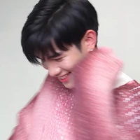 ปลาวาฬ(นายเอก)