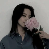 lee jisoo [tae