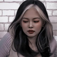 kim jennie [ tae