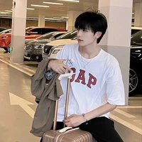 เเทน(เพื่อนพ.อ)