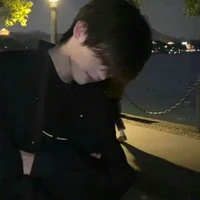 ซงอีฮยอนพ.อ(รูปร่างเดิม)
