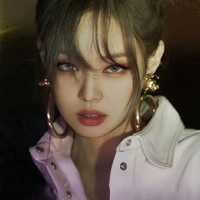 Jennie (Ratu siren)