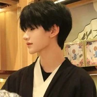 หลิว(เพื่อนพ.อ+มาเฟีย)