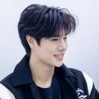 ลูกคลื่น_(แฟนเวย์/เพื่อนนายเอก)ปรมินทร์