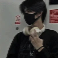 นอร์ท{คนที่น้ำมนต์ชอบ}
