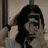 พลอย (น.อ.)
