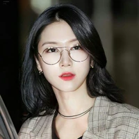 Ny. Seo Ten