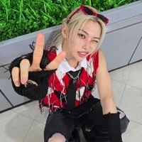 ~Autora~