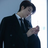 อี้เหริน伊人{พอ.}👑