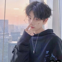 คริส(น.อ.+นักธุรกิจ)