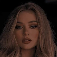 Héléna(mère) Naomie
