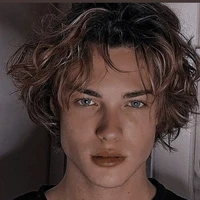 Hugo(beaux frères) Naomie