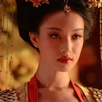 ฮองเฮา (แม่ซูมี่,หนิงหลง)