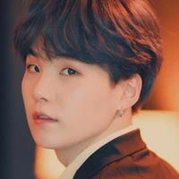 yoongi ( suga)