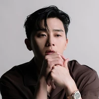 Mr Kim