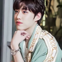 ยุ๋น รุ่นพี่ปี 3