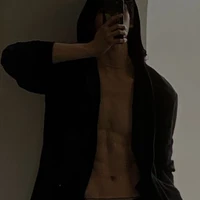 อเล็กซ์(พี่คนกลางพ.อ)