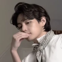 Kim Taehyung [Enigma]