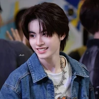ลูกพีช(น.อ)