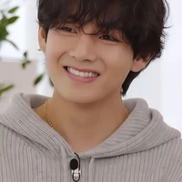 kim taehyung/ V