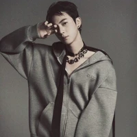 Kim seokjin(O)