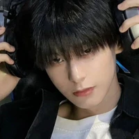 สกาย(เพื่อนพ.อ)🖤