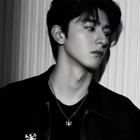 ธีระ:พี่ชายนางเอก